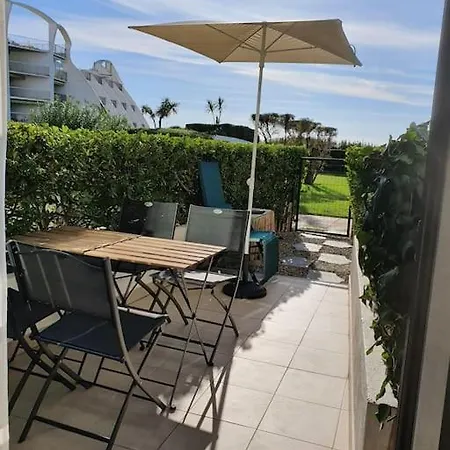 1er Ligne Piscine Au Couchant * לה גרנד מוט